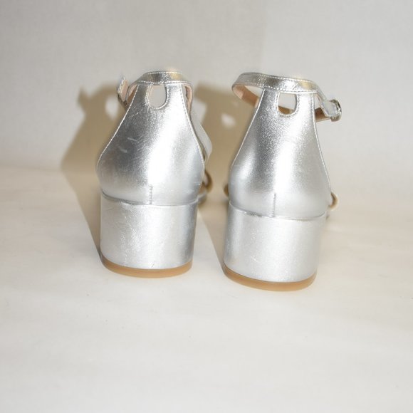 $530 STUART WEITZMAN Nudistcurve Metallic Ankle-Strap Sandals SILVER 8 (D23) - Picture 7 of 8